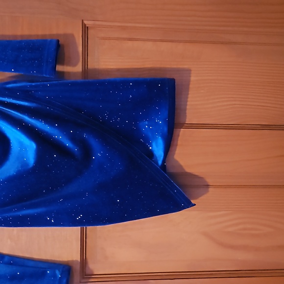 Navy Blue Sparkly Long Sleeve Formal Dress - Picture 2 of 3